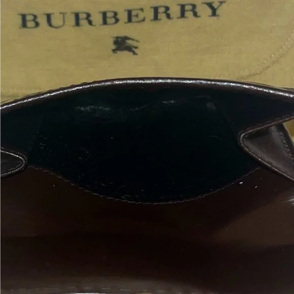 Authentic Burberry Haymarket Check Buckle Trifold Wallet - Unisex - Picture 8 of 17